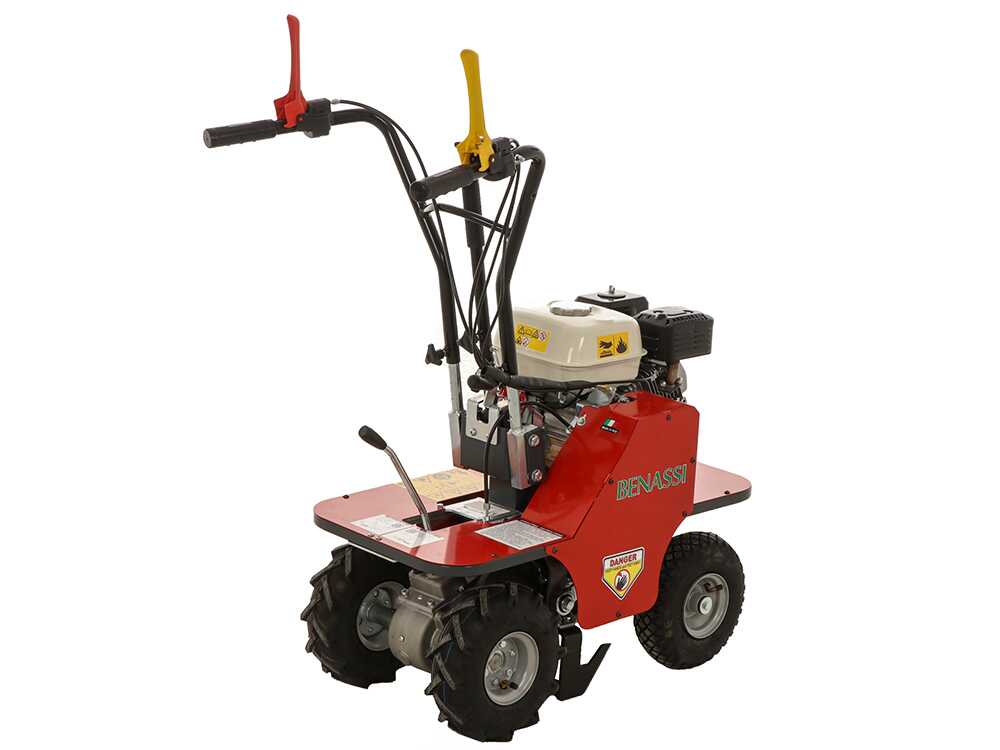 Benassi L390 4RM – Benzinbetriebener Rasensodenschneider mit 4x4-Antrieb – Honda GX200 – 6,5 PS – Bild 3