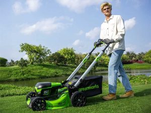 Greenworks GD60LM46SPK4 - Akku-Rasenmäher selbstangetrieben - 60V/4Ah - Taglio 46 cm