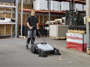 Nilfisk SW 250 - Handkehrmaschine - mit Fangkorb