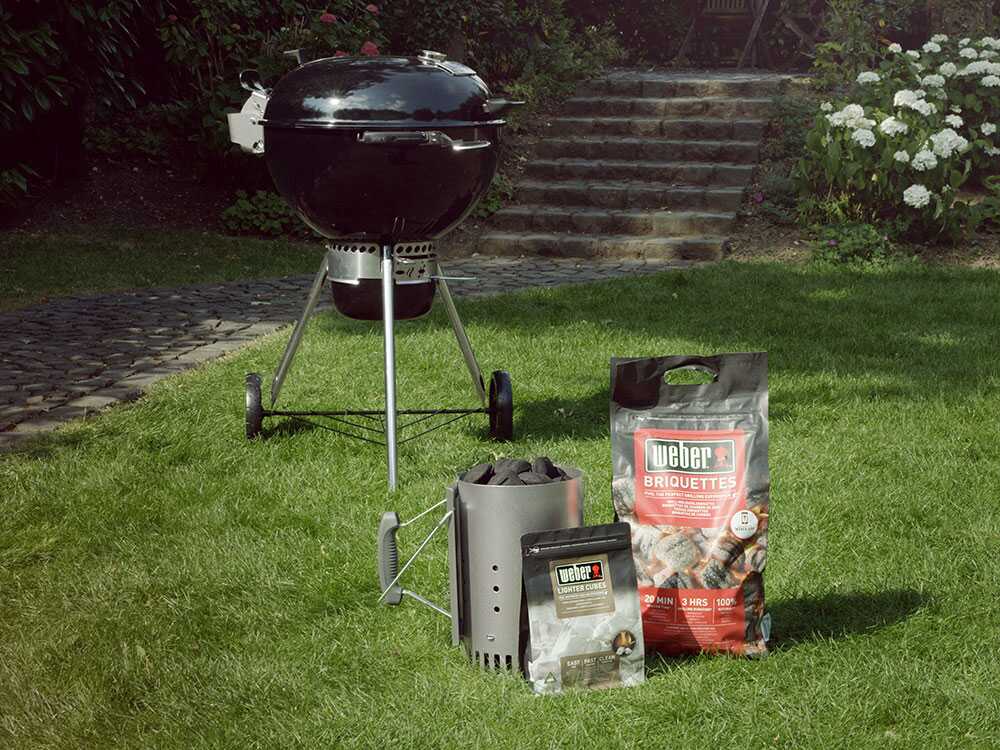 Weber Master Touch Premium E-5770 BLK Holzkohlegrill - Abmessungen des Grillrosts 57 cm – Bild 2